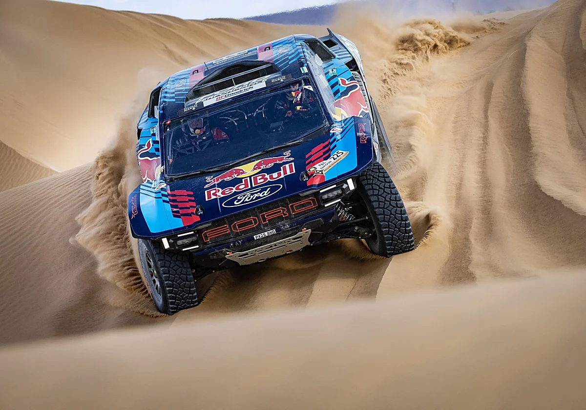El Ford Raptor T1+ Evo de Carlos Sainz, listo para conquistar el Dakar 2026