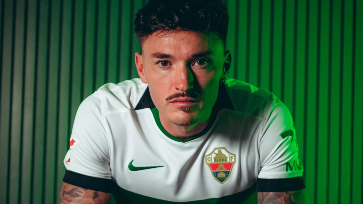 La leyenda continúa: Josan renueva con el Elche