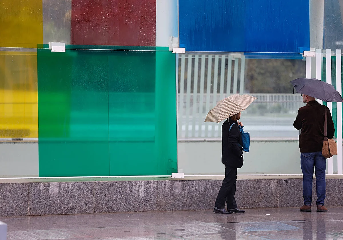 Amber weather alerts issued for heavy rain and storms in Malaga province this weekend: these are the most critical hours
