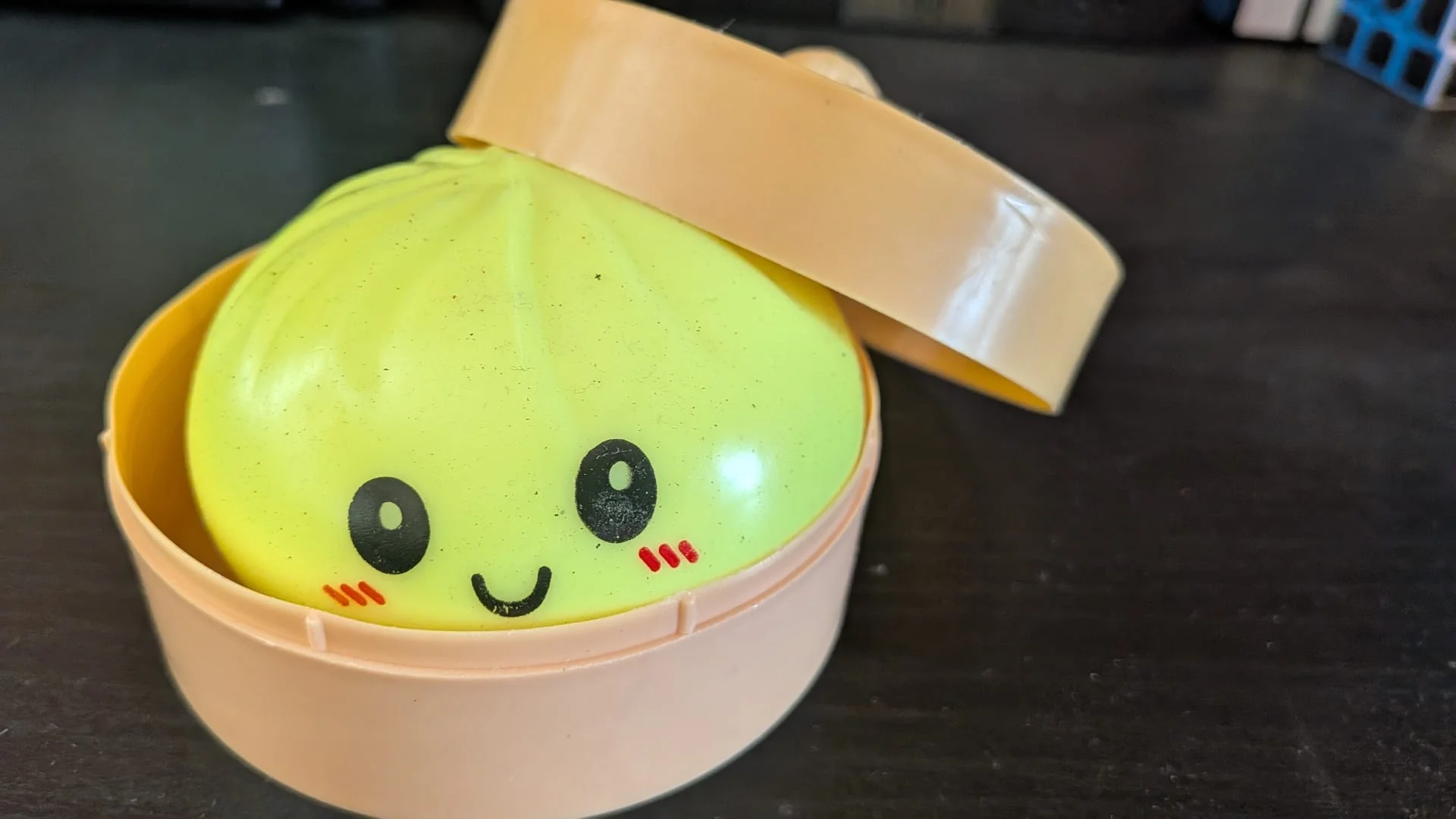 Retiran en Reino Unido el juguete viral Squeezy Dumplings por riesgos para la salud