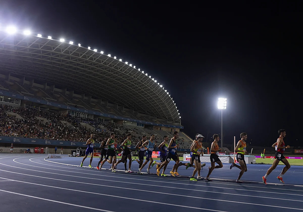 El atletismo español vuelve a enamorar a Málaga