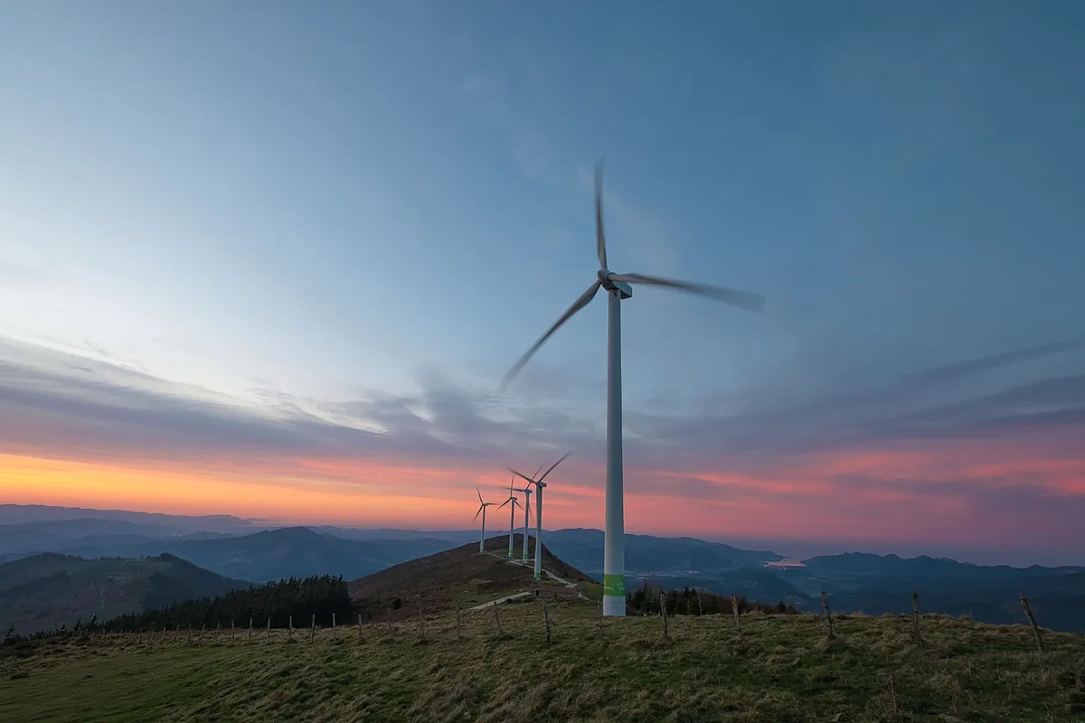 Iberdrola y el EVE firman un préstamo verde de 29 millones con el BEI para "acelerar" el parque eólico de Labraza