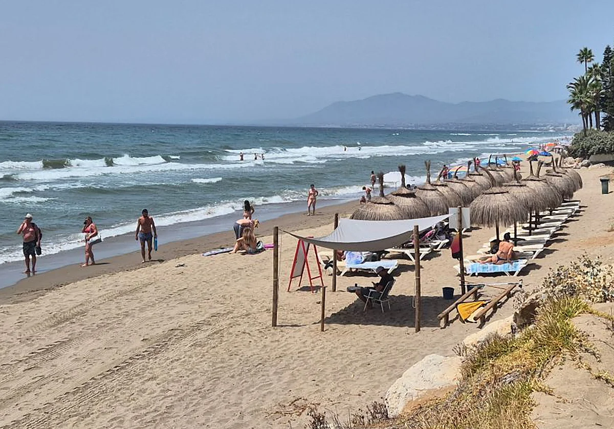 Las playas de Marbella vuelven a la normalidad: fin a la recomendación de no bañarse