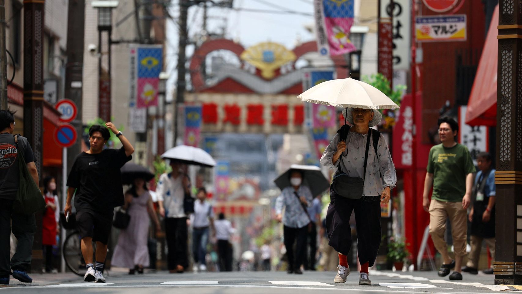 Un fuerte terremoto de magnitud 7,1 sacude el sur de Japón y provoca una nueva alerta de tsunami