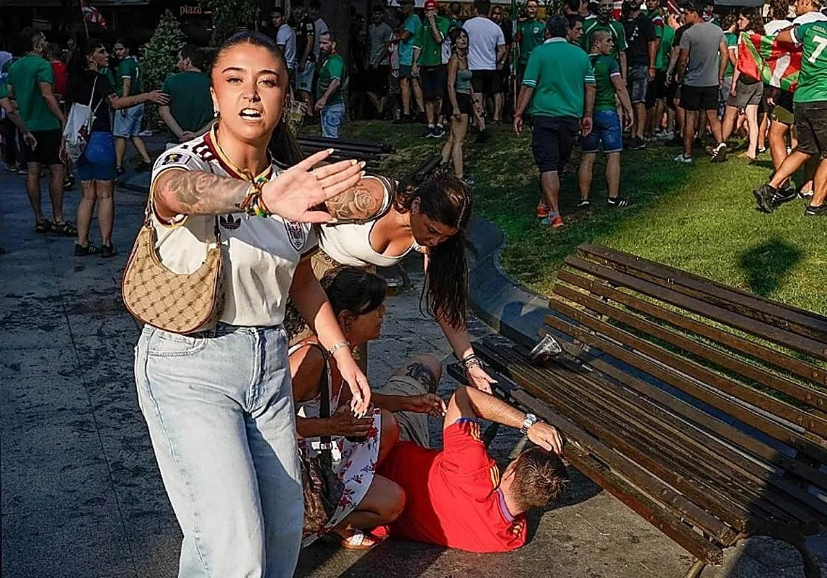 La Policía Nacional detiene en Bilbao a dos personas por la agresión a un seguidor de La Roja