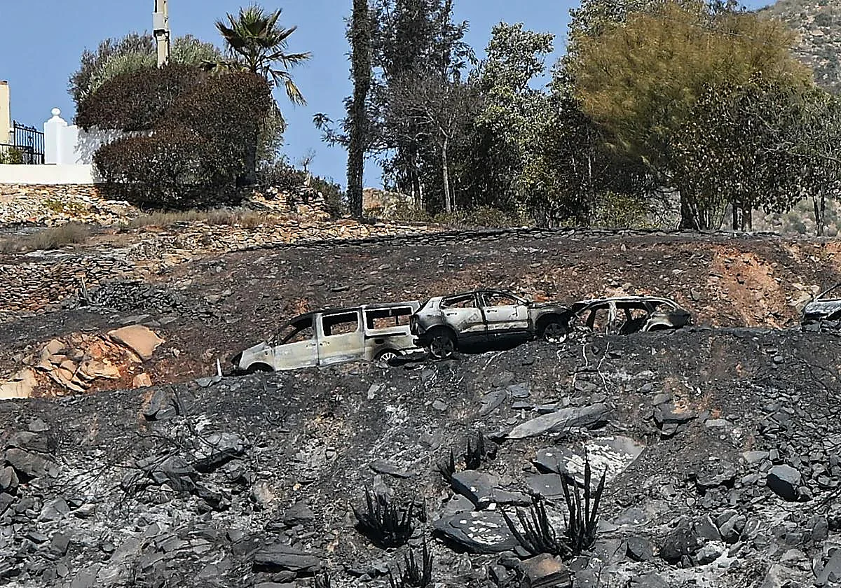 Muere una de las mujeres heridas en el incendio de Los Gallardos, que suma 14 víctimas mortales