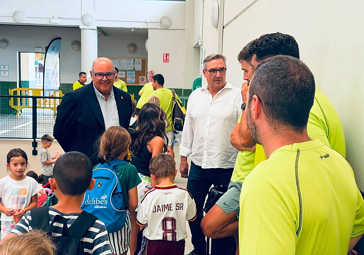 Vélez-Málaga refuerza la conciliación con campamentos para casi 800 menores este verano
