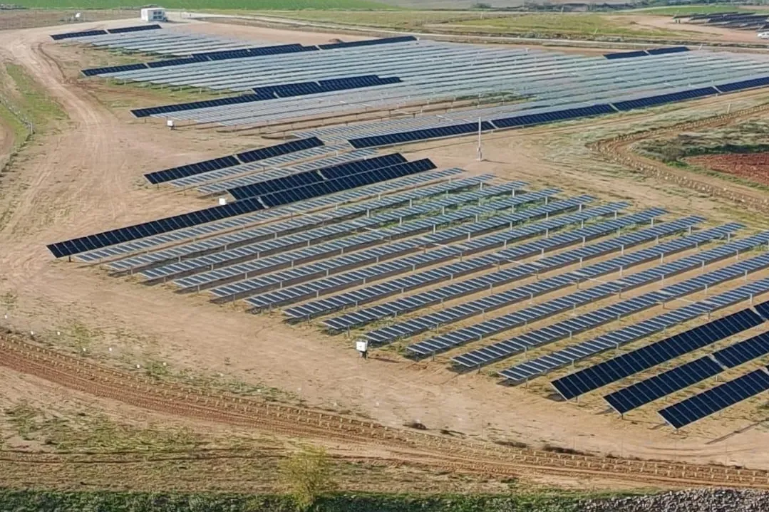 Bimbo acelera su descarbonización mediante un acuerdo energético con Repsol
