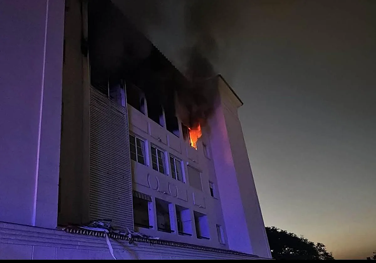 Benalmádena decretará tres días de luto por el fallecimiento de dos menores en el incendio