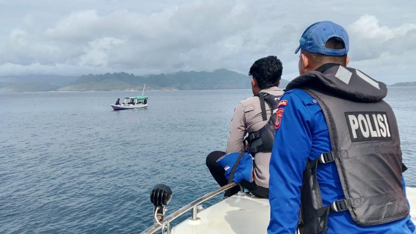 Las familias de las víctimas valencianas del accidente en Indonesia ruegan mantener el esfuerzo de búsqueda