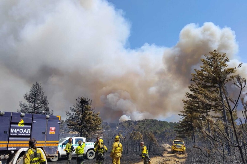 Los expertos llevaban años advirtiendo sobre el riesgo de "megaincendios" en los Pirineos: Aragón está descubriendo que llevaban razón
