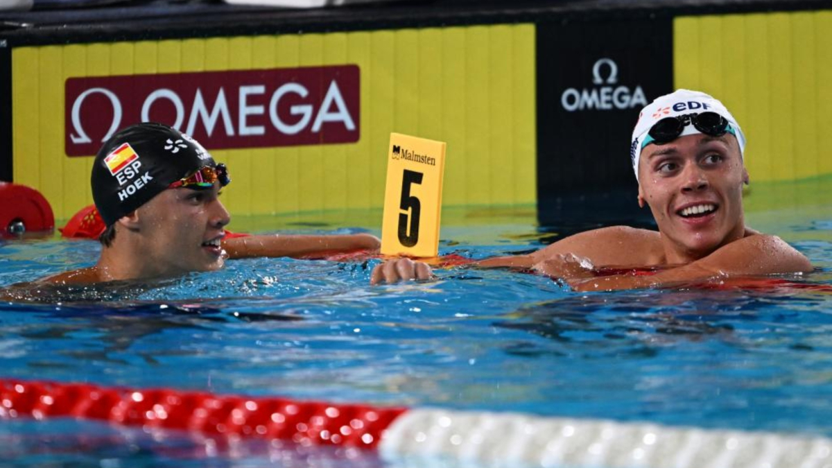 Luca Hoek, cuarto, en unos 100 metros a ritmo de récord del mundo