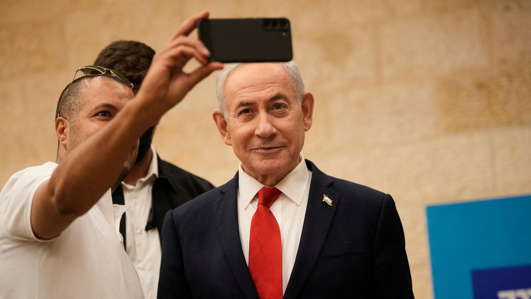 Israel y Hamás aceptan el plan de paz de Trump tras mediar Kushner pero Netanyahu no renuncia a seguir atacando Gaza