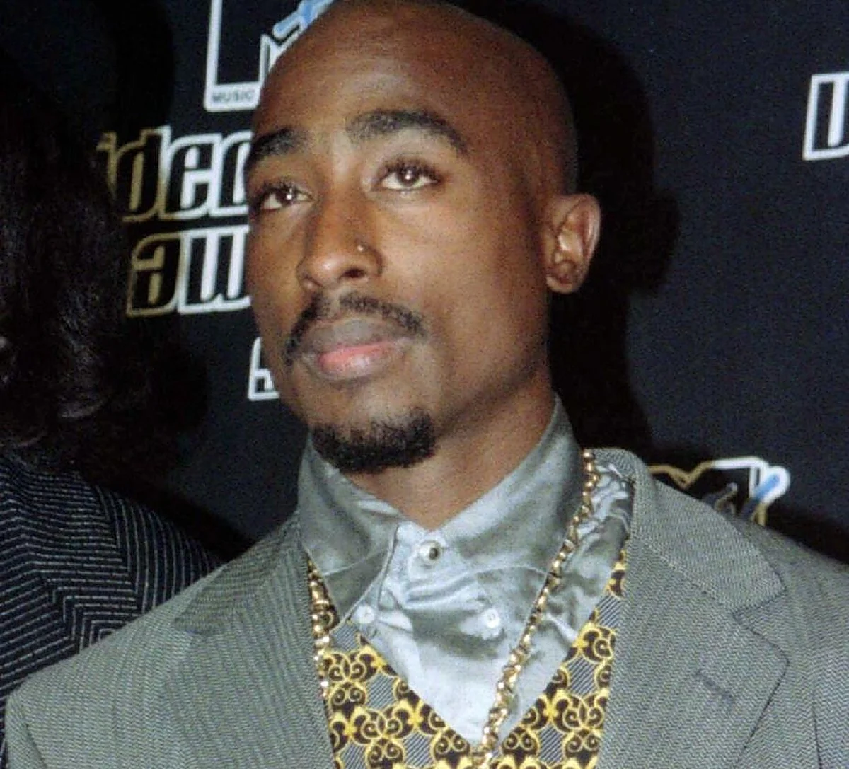Comienza el juicio para resolver el asesinato del rapero Tupac 30 años después