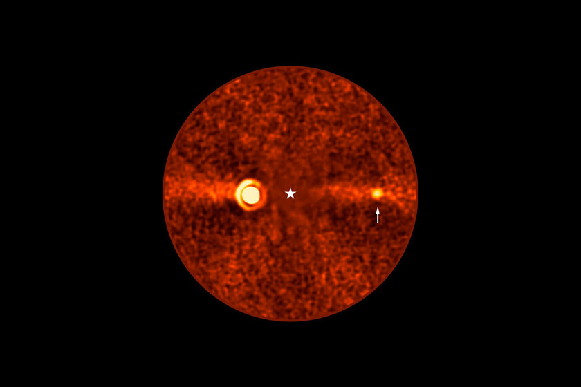 El exoplaneta más tenue jamás fotografiado desde la Tierra estaba delante de los astrónomos. Tardaron más de diez años en verlo