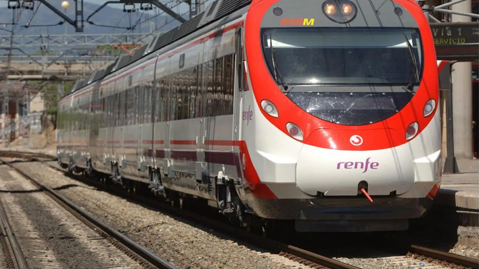 Un robo de cable en Guadalajara provoca retrasos en las líneas C-2 y C-8 de Cercanías de Madrid