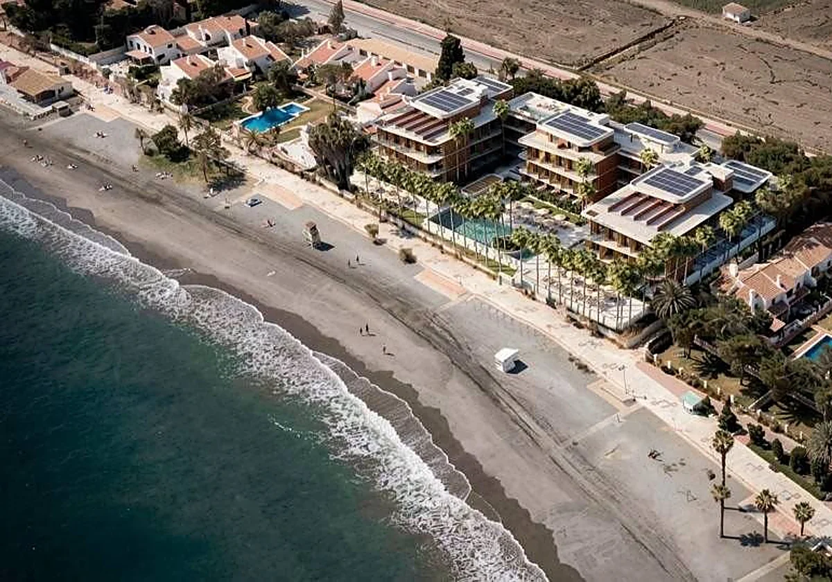 Un hotel de cuatro estrellas y 148 habitaciones transformará la antigua Villa Toto en Caleta de Vélez