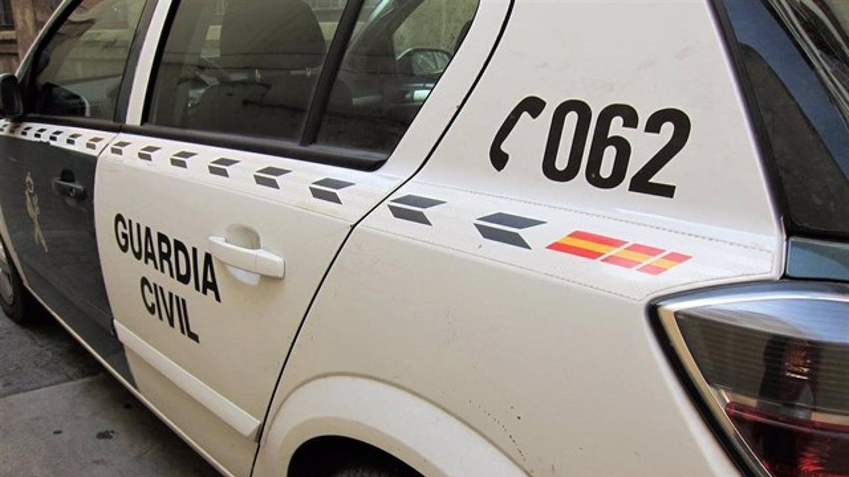 Un joven de 22 años mata a su tío de una cuchillada en el corazón tras una pelea en un pub en Massanassa (Valencia)