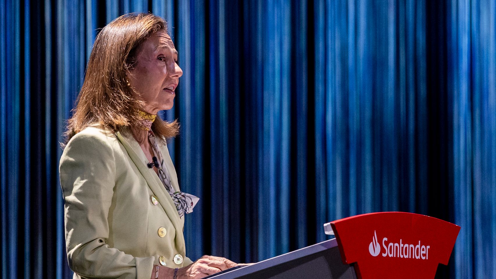 Banco Santander cierra la compra de Webster para crecer en Estados Unidos