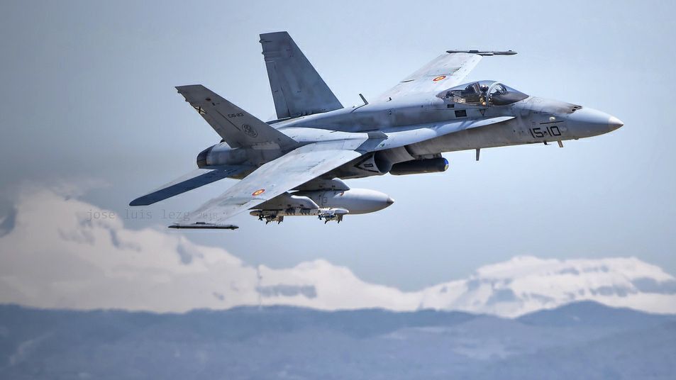 Dos cazas F-18 españoles intervienen en Rumanía tras la intrusión de un dron cerca de la frontera ucraniana
