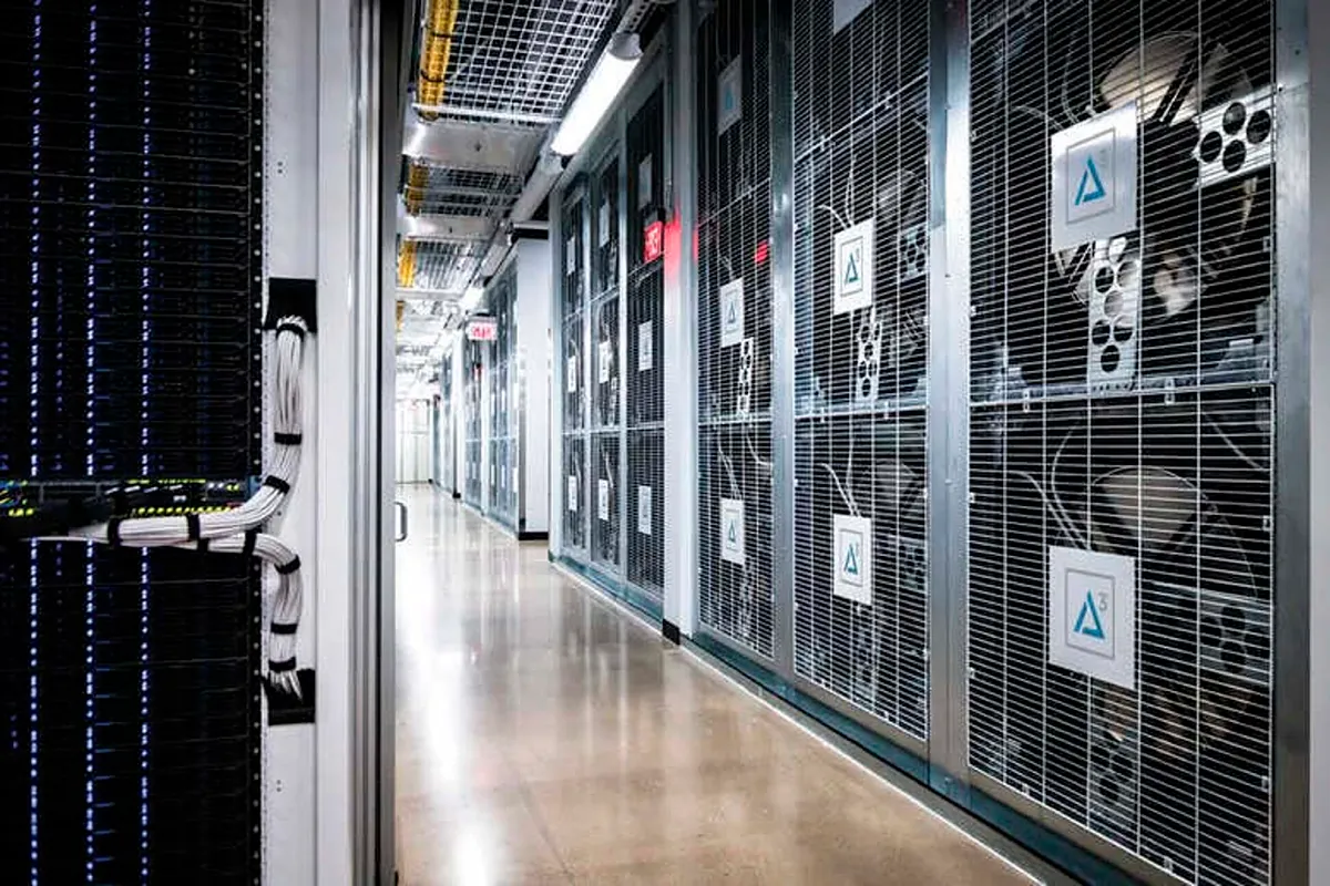 Bruselas da el visto bueno a la 'joint venture' de Telefónica, Santander y ACS para la gigafactoría europea