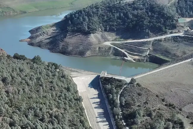ACS reformará un presa en California de 1.625 millones