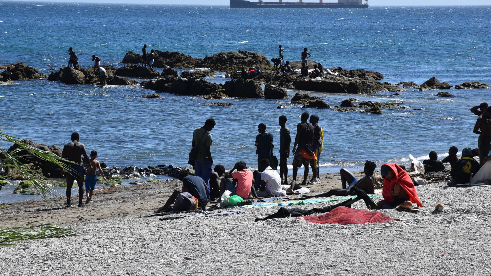 De Ceuta a Cádiz a 9.000 euros por cabeza: caen dos bandas criminales que trasladaban invasores a la Península