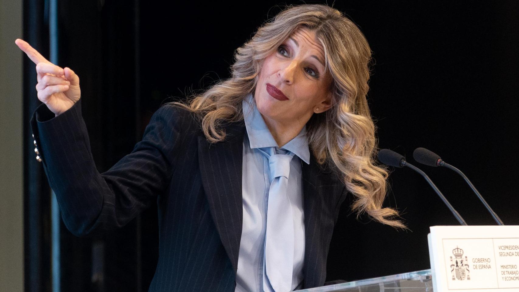 Los convenios en 2025 cierran con subidas salariales del 4% y abocan a las empresas a dos años de alzas de costes laborales