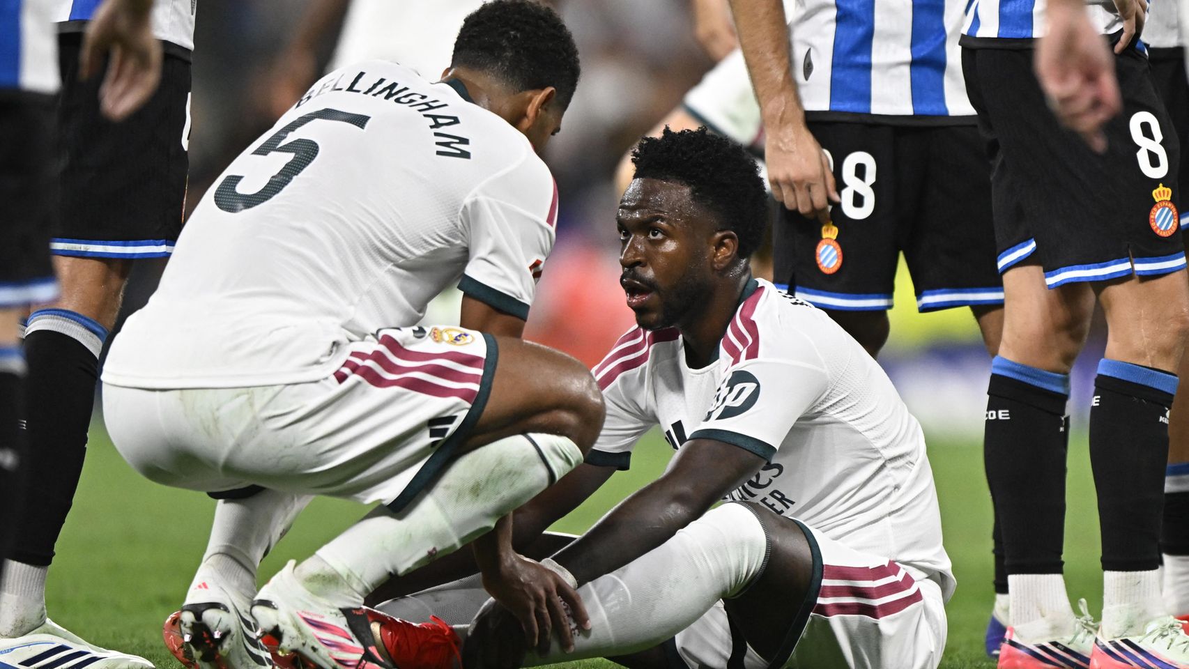Mourinho pone voz al hartazgo por Vinicius: denuncia "bullying" y señala la hostilidad que sufre en todos los estadios