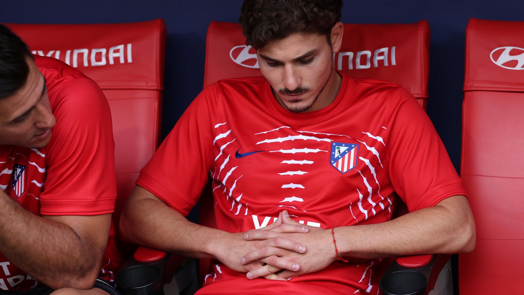 El Metropolitano no perdona a Julián Álvarez y le dedica una pitada histórica por su intento de salida al Barça