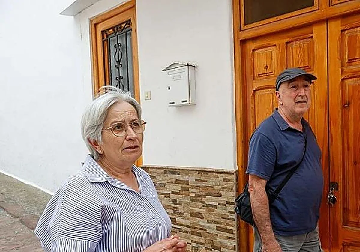 Los vecinos de Gátova vuelven a sus casas: «Esto se veía venir. Es un polvorín»