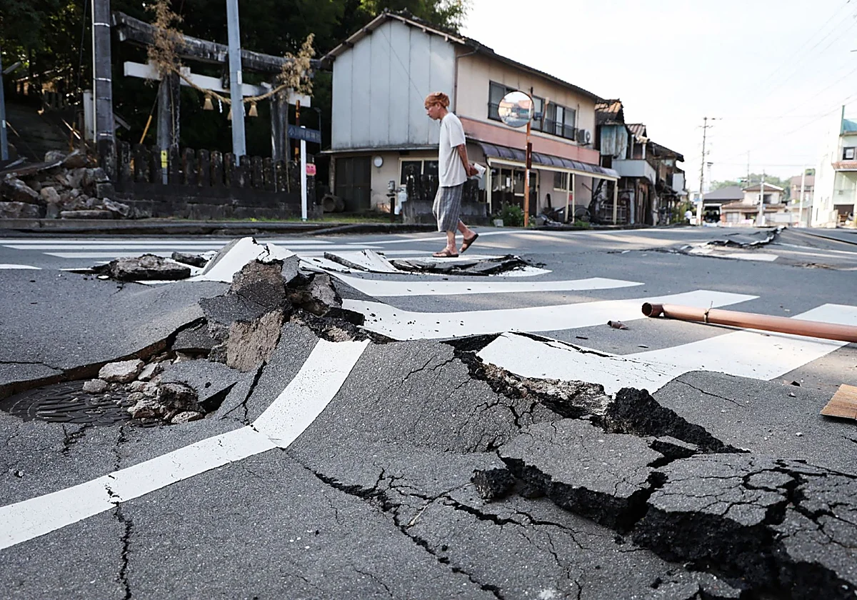Dos terremotos sacuden Japón y causan decenas de heridos