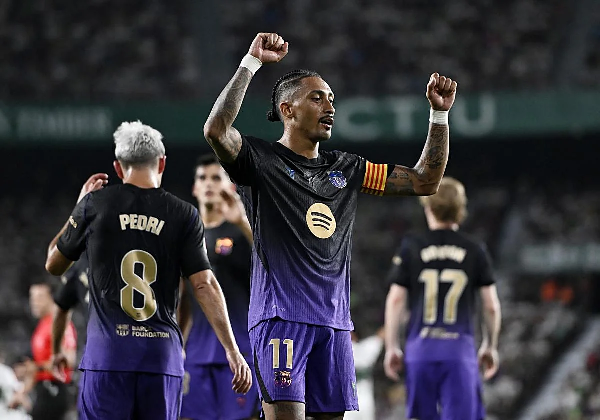 El Barça se pone morado a costa del Elche