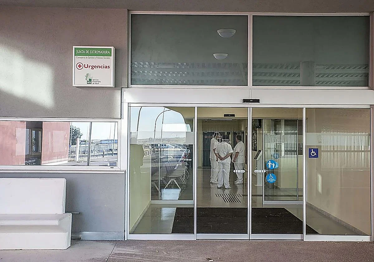 El coordinador MIR de Urgencias del Universitario de Cáceres también dimite