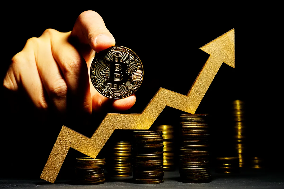 El bitcoin prosigue la escalada y supera los 81.000 dólares