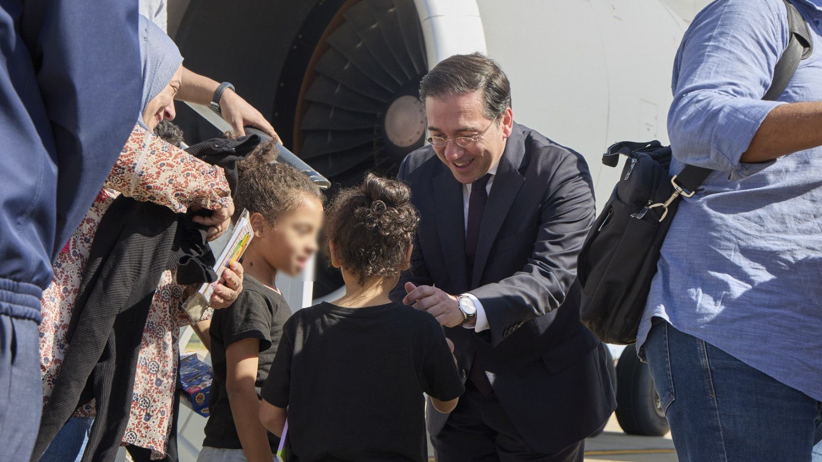 Albares o el nuevo conde don Julián: ni siquiera ahora convoca a la embajadora marroquí