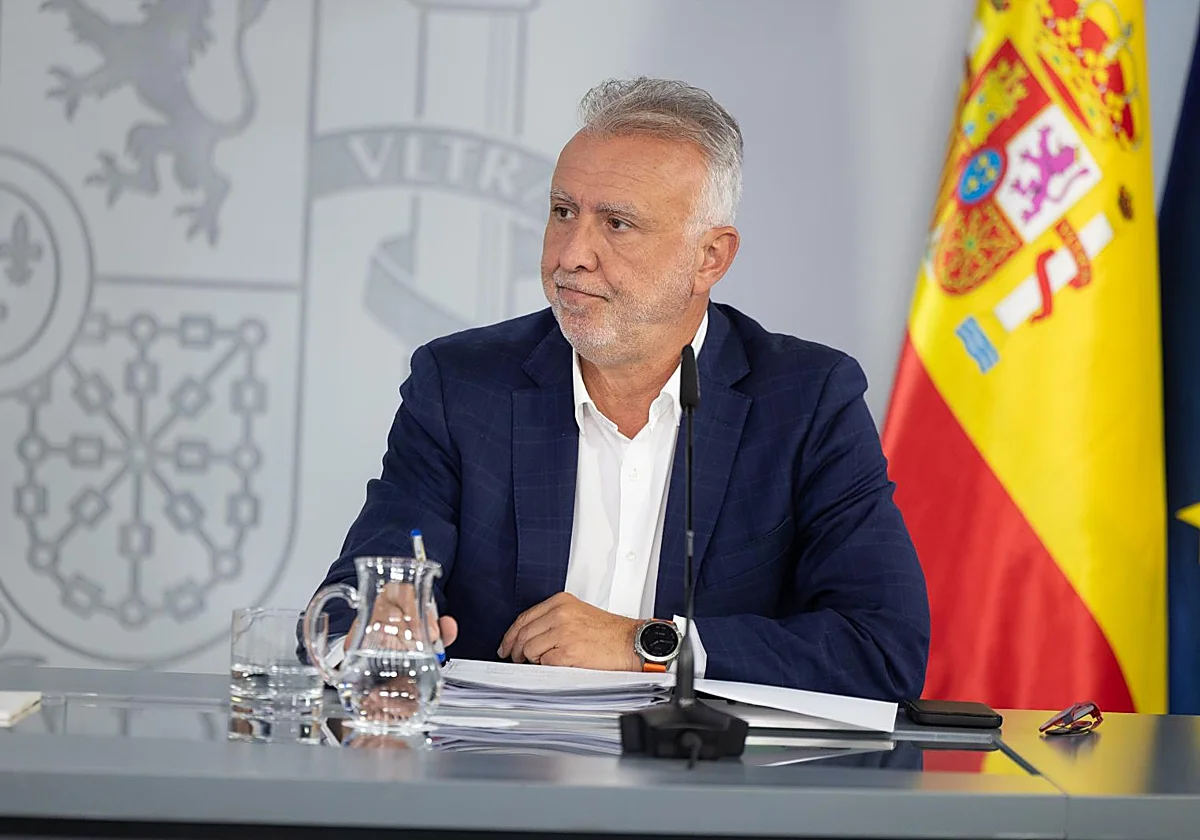 Torres anuncia la creación de 2.000 plazas más para la acogida de migrantes en Ceuta