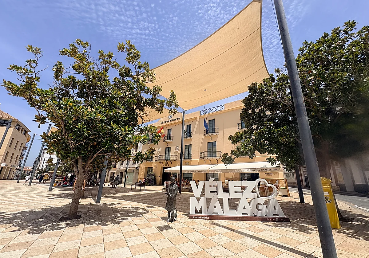 Vélez-Málaga renueva las bolsas de empleo temporal de EMVIPSA con cuatro perfiles