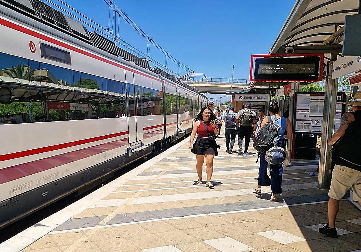 Renfe incorporará siete trenes de gran capacidad al Cercanías entre Málaga y Fuengirola