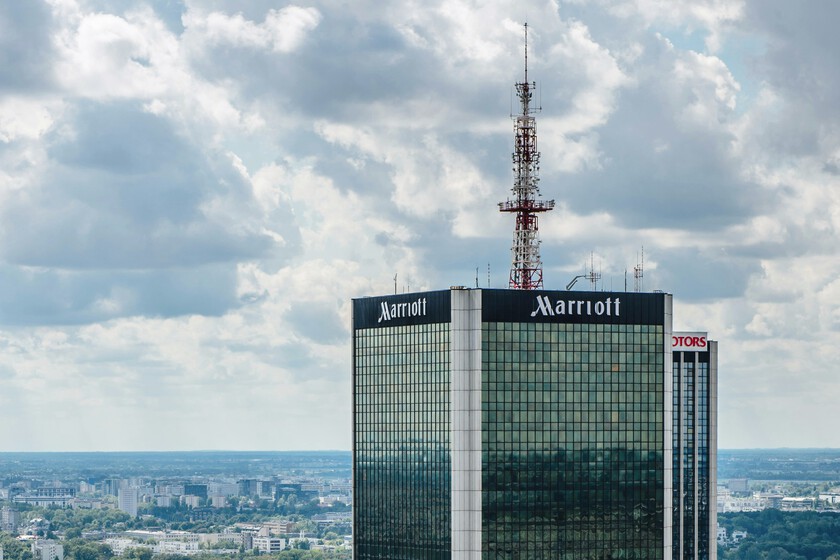 Las cadenas hoteleras están reforzando sus programas de fidelización por un motivo que nada tiene que ver con hoteles: la IA