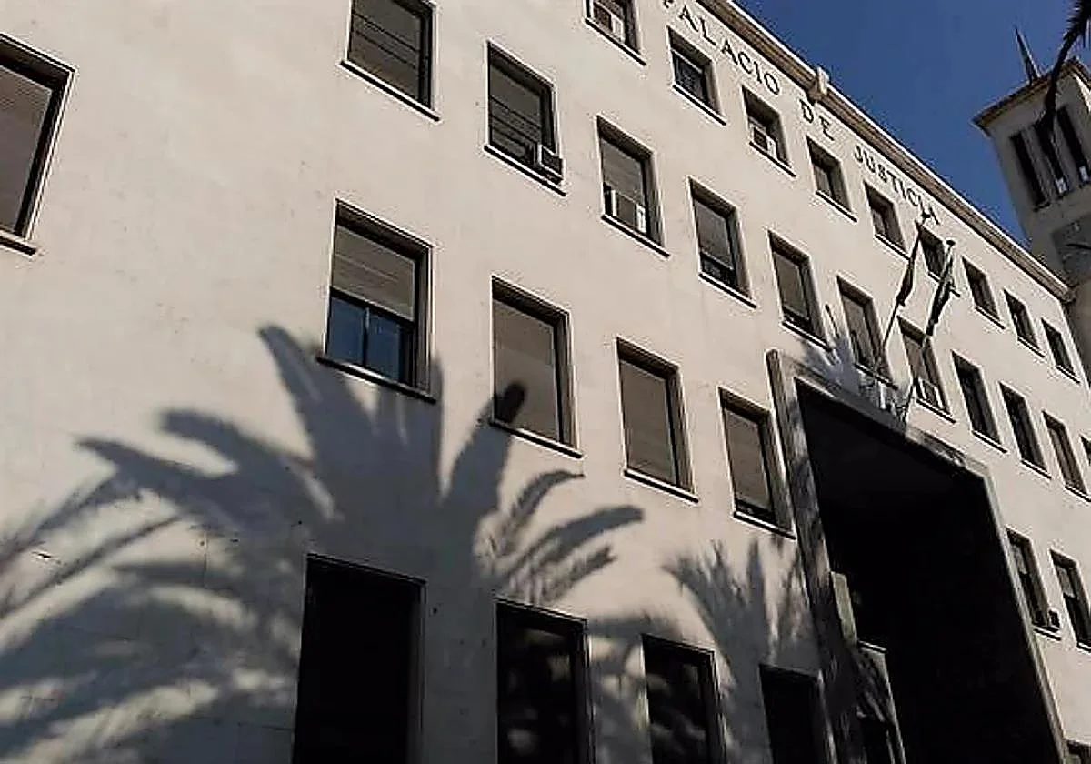 Condenado por agresión sexual a su hermana bajo amenazas de decir a los Testigos de Jehová que no era virgen