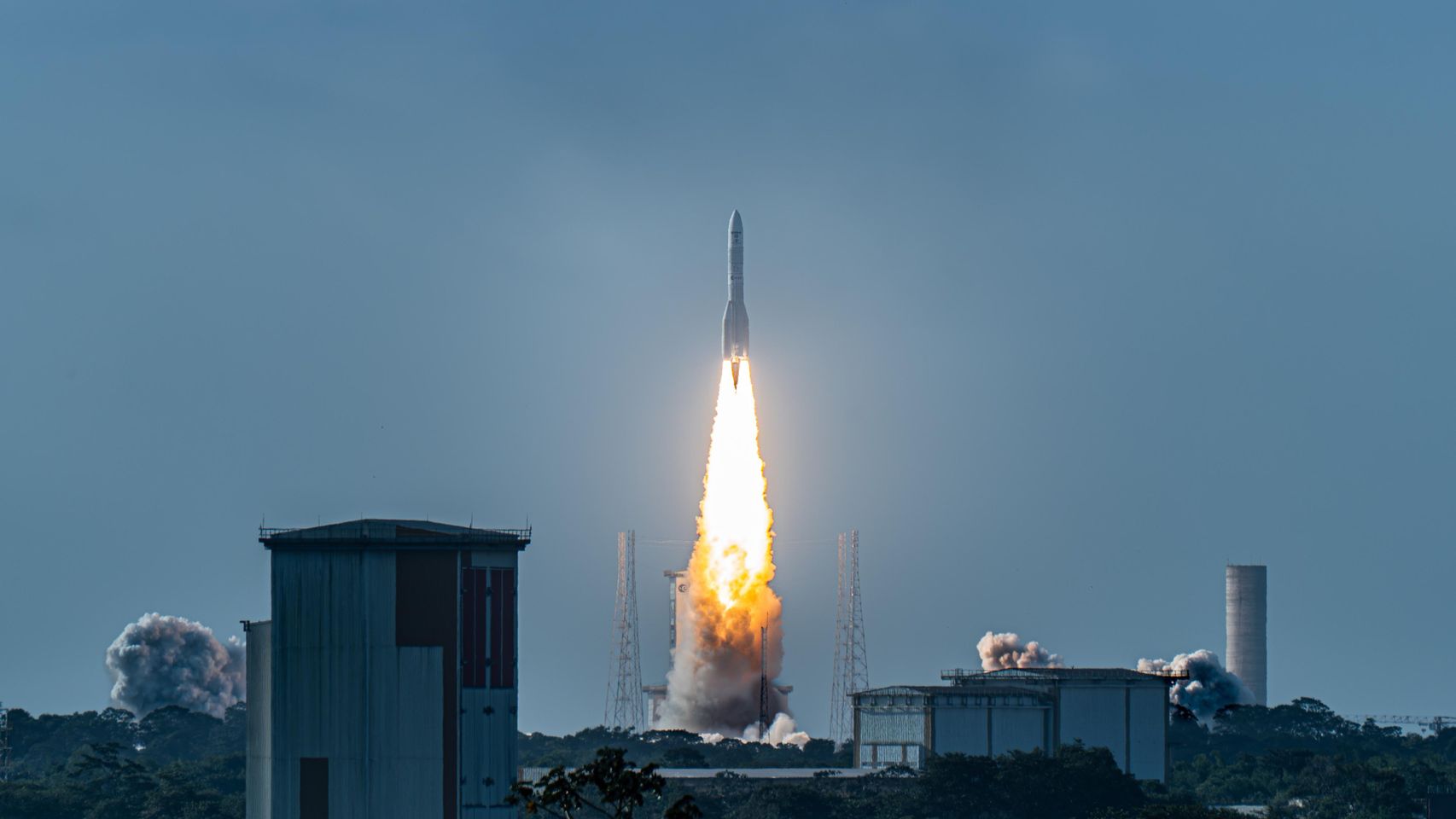 Éxito en el lanzamiento del MTG-I2: el satélite Meteosat que permitirá la alerta temprana ante catástrofes naturales