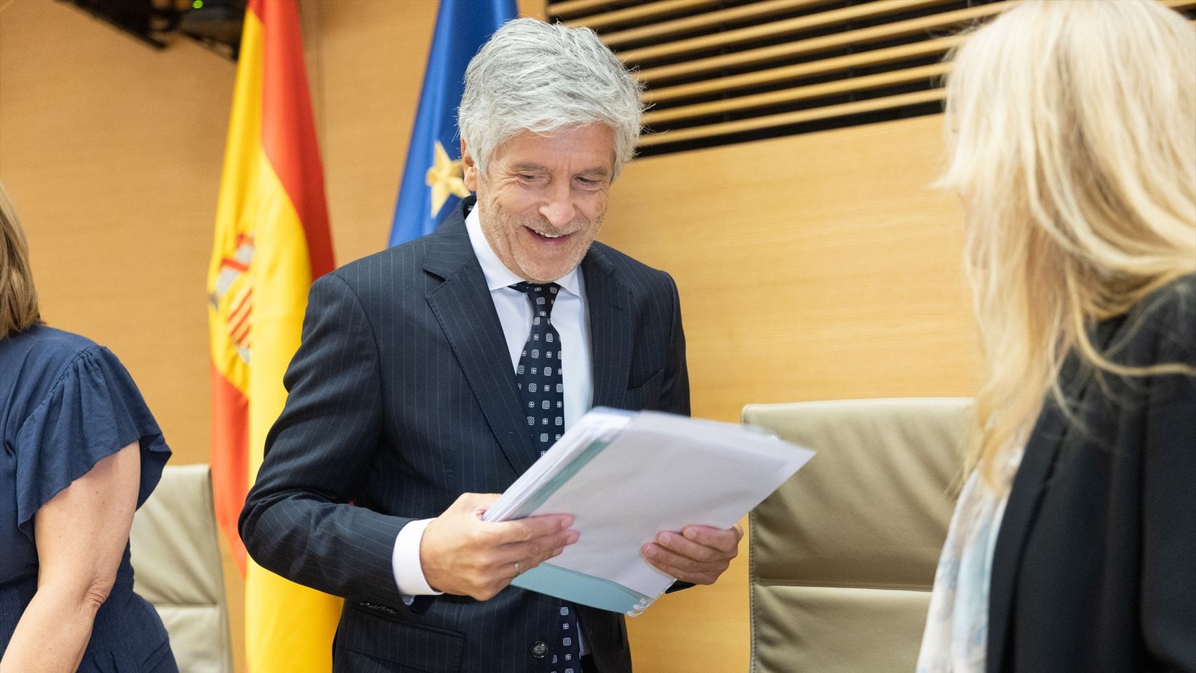 Marlaska reduce ahora a 5.000 los invasores que hay en Ceuta y anuncia un CETI "permanente" para albergar a 800 personas