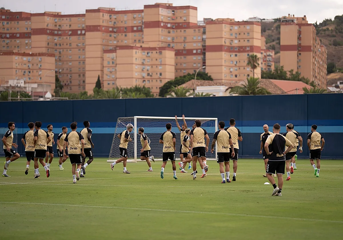 El Málaga, al Santiago Bernabéu con los mismos hombres que ante el Deportivo