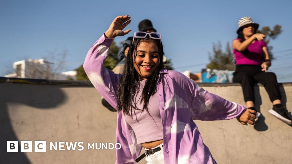 Qué es "farmear aura", la nueva tendencia de los jóvenes en redes (y por qué es algo que en realidad sucede desde hace siglos)