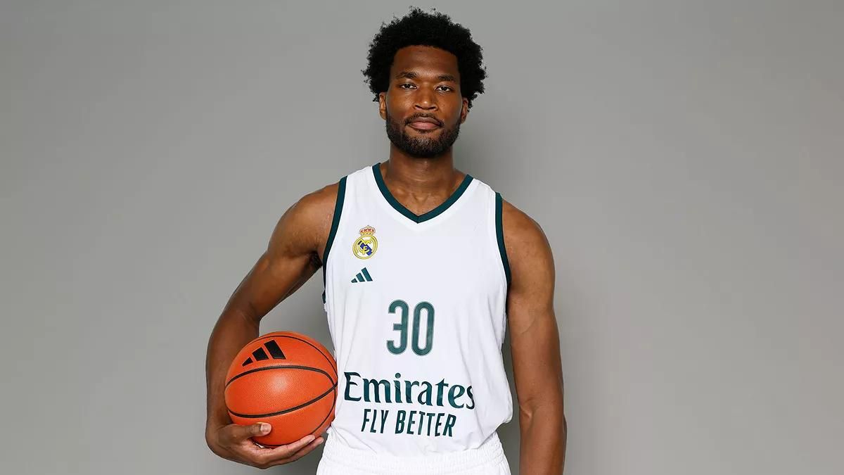 El Real Madrid confirma el fichaje de Damian Jones para reforzar su juego interior