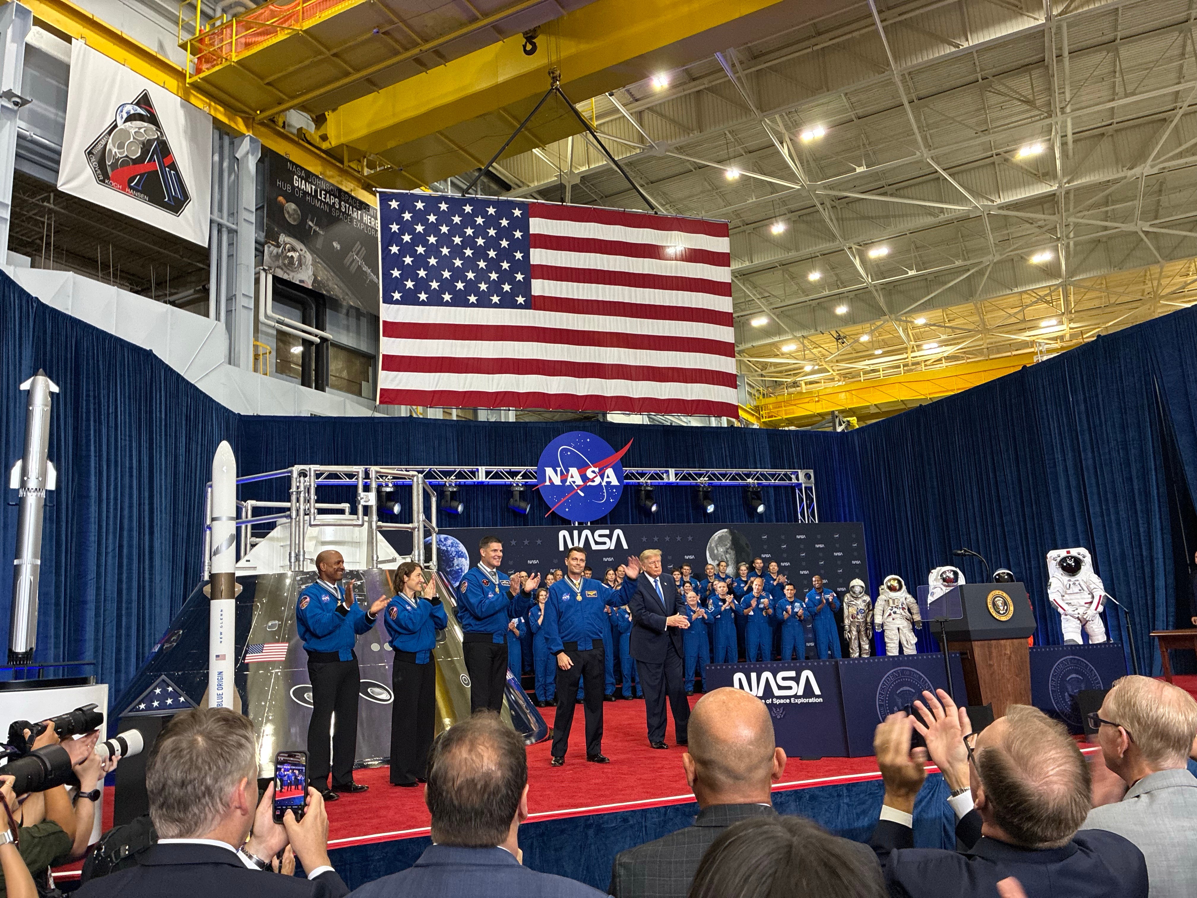 President Honors NASA’s Artemis II Crew with Highest US Space Award