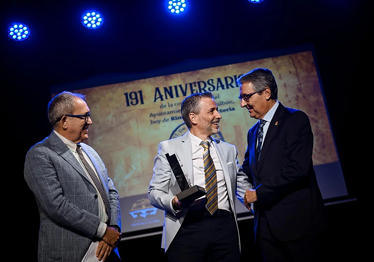 Rincón de la Victoria celebra el 191 aniversario del primer Ayuntamiento del municipio en Benagalgón