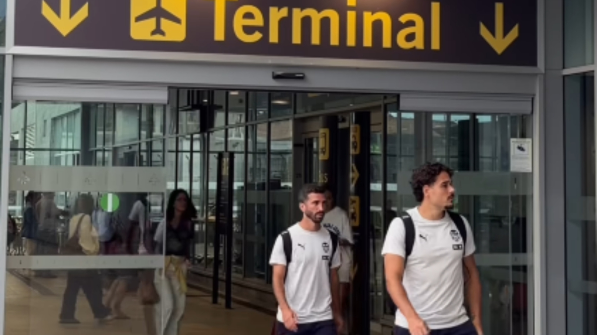 Un Valencia cortoplacista: lo que ocurra en Riazor va a ser el termómetro de un 'minimercado de 50 horas'