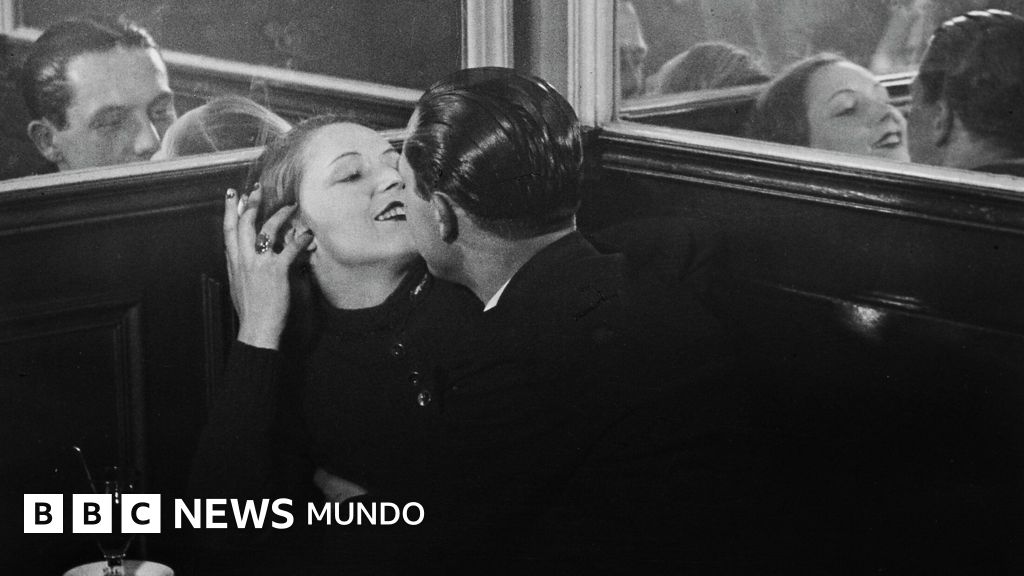 "Cuando nada era tabú": 10 imágenes íntimas de una París perdida y decadente de la década de 1930